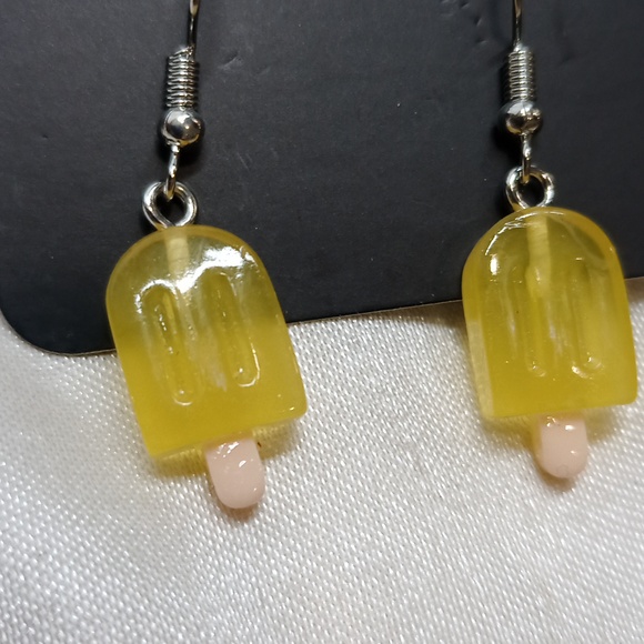 Paparazzi Yellow Ice Cream Bar Earrings - Picture 3 of 3